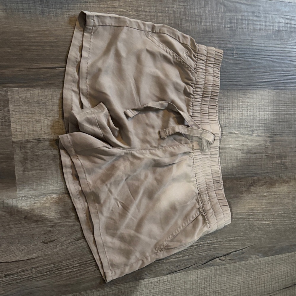 Women's Tan Shorts
